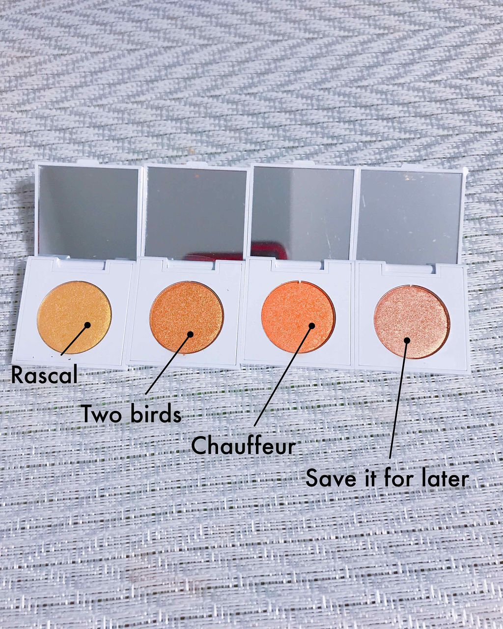 Pressed Powder Shadow /ColourPop/アイシャドウパレットを使ったクチコミ(2枚目)