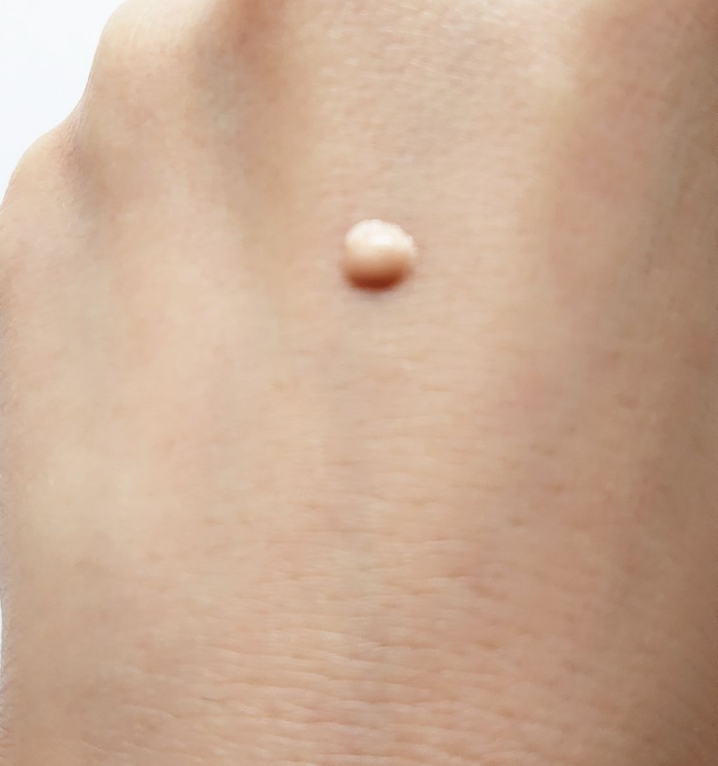 ストロング ラスティング アイベース/リンメル ロンドン/アイシャドウベースを使ったクチコミ(2枚目)