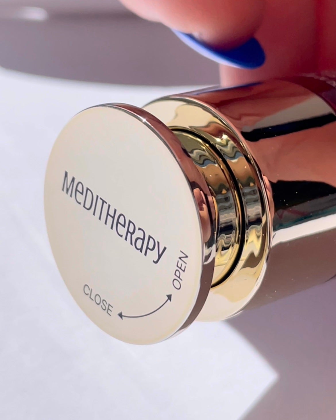 シューマジショットゴールド糸リフティングアンプル/MEDITHERAPY/美容液を使ったクチコミ(3枚目)