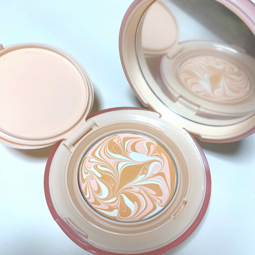 ヌーディズムウォーターグリップエッセンスパクト/CLIO/クリーム・エマルジョンファンデーションを使ったクチコミ（2枚目）