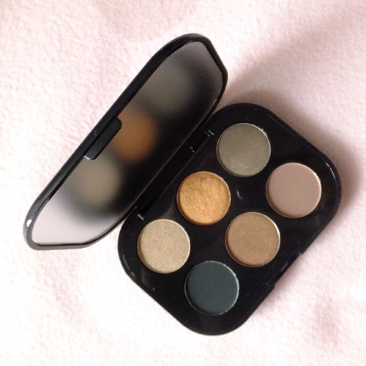 コネクト イン カラー アイシャドウ パレット × 6/M・A・C/アイシャドウパレットを使ったクチコミ(2枚目)