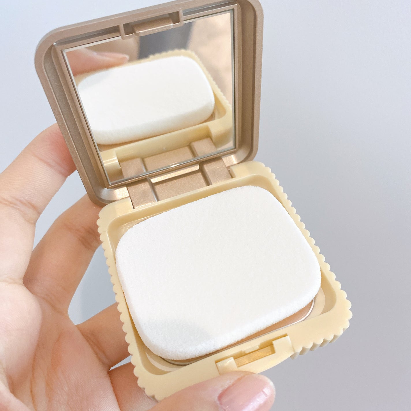 マシュマロフィニッシュファンデーション/キャンメイク/パウダーファンデーションを使ったクチコミ(3枚目)