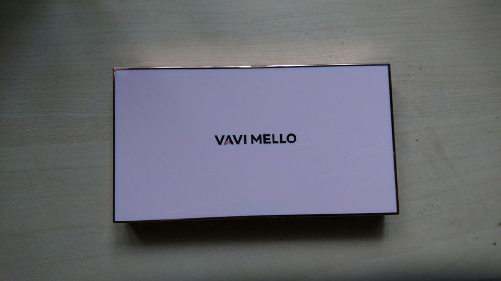 バレンタインボックス3ローズモーメント/VAVI MELLO/アイシャドウパレットを使ったクチコミ（1枚目）