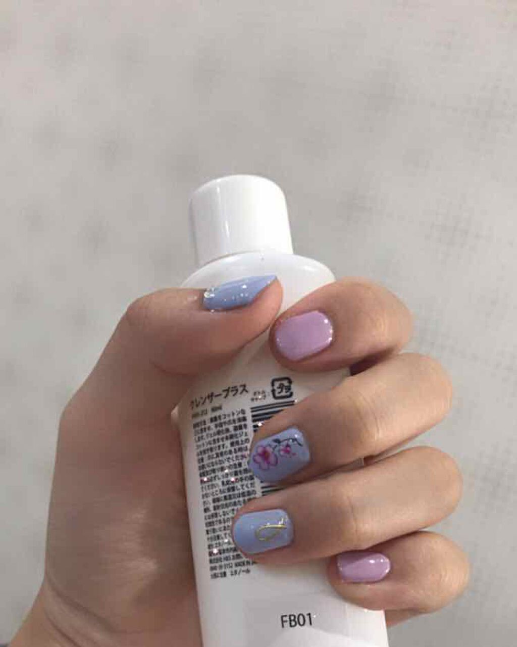 ナチュラルネイルカラーN 114 フラワーペタル/デュカート/マニキュアを使ったクチコミ（2枚目）