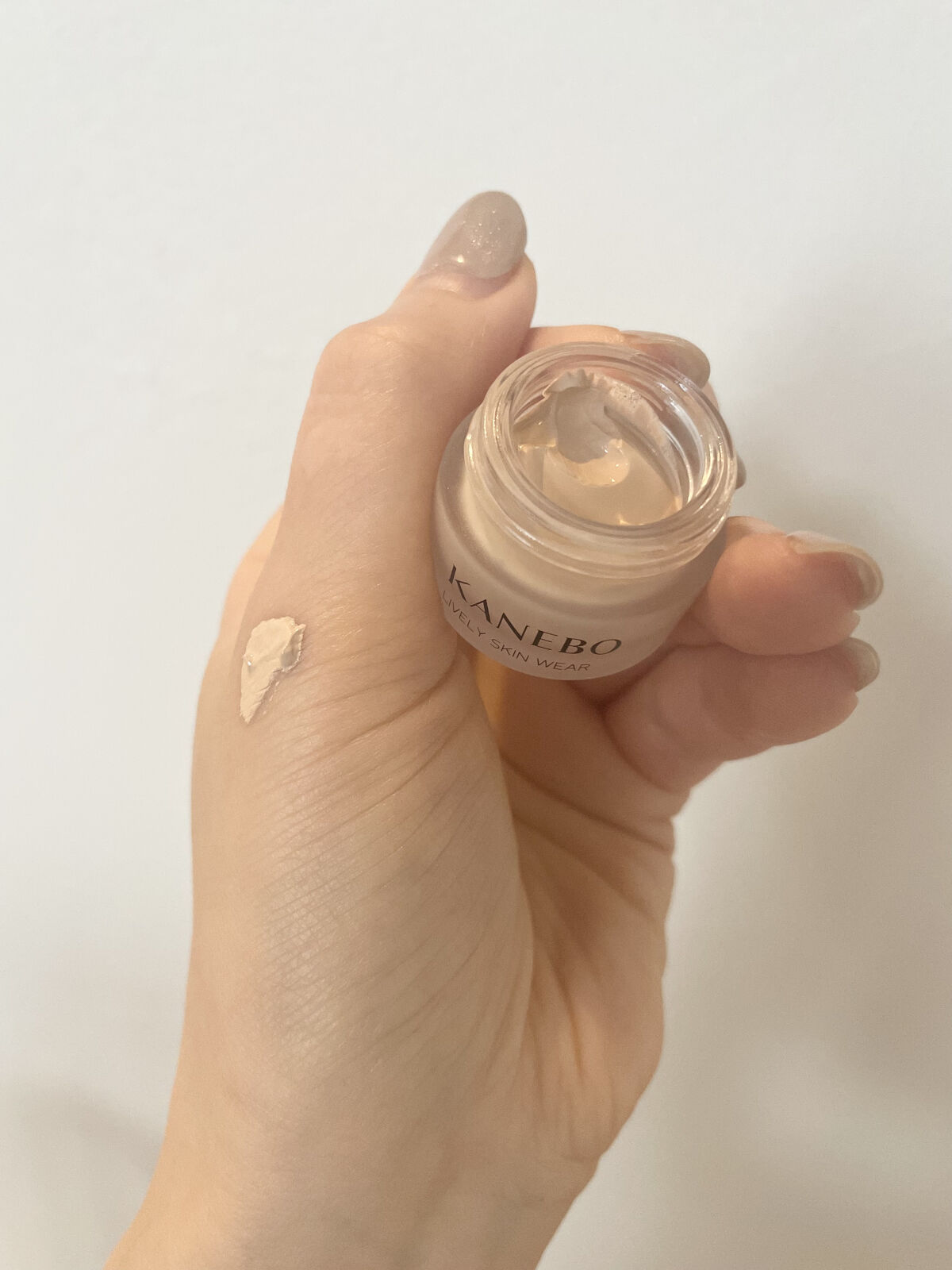 クリーム　イン　デイ/KANEBO/フェイスクリームを使ったクチコミ（3枚目）