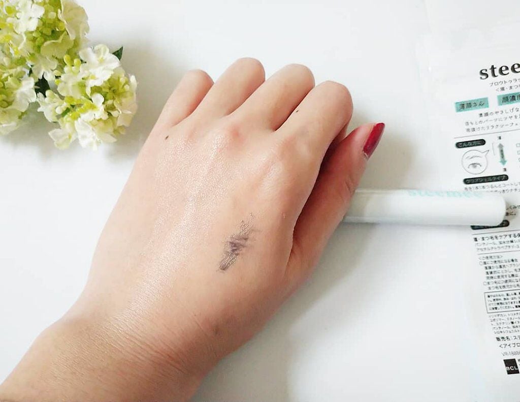 ブロウトゥラッシュエンハンサー/スティーミィ/マスカラを使ったクチコミ(3枚目)