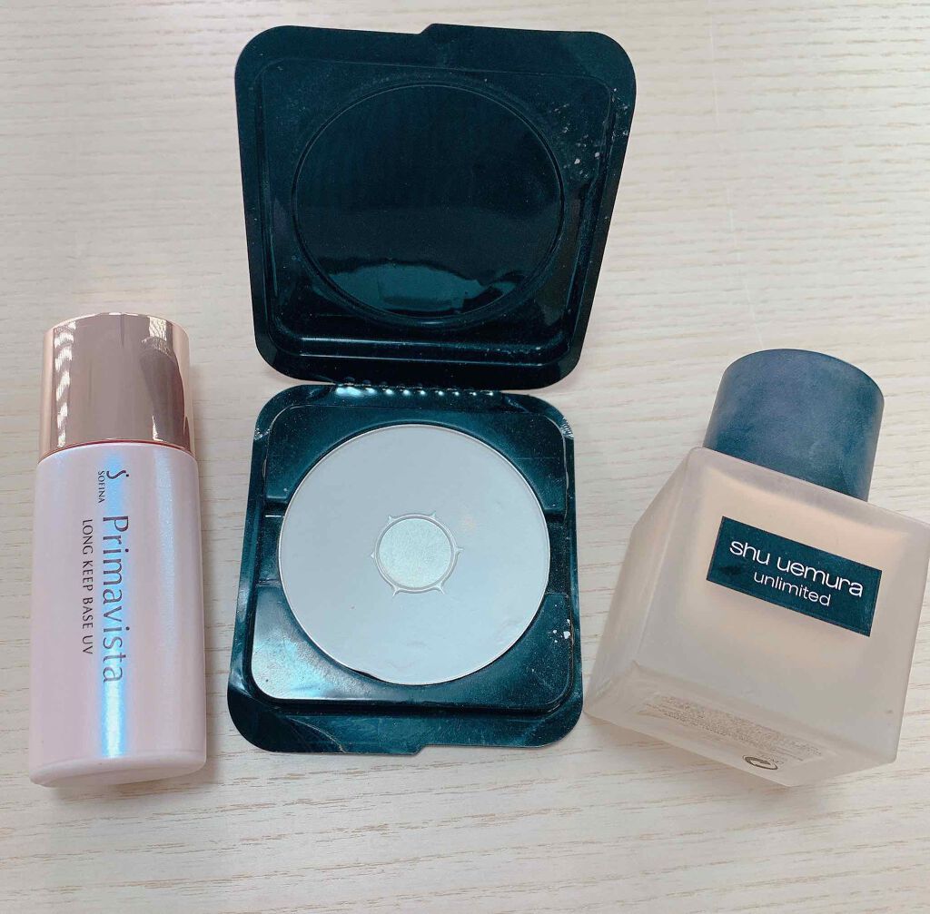 私的最強ヨレにくいベース3点セット！！

左から
●ソフィーナプリマヴィスタ
皮脂くずれ防止 化粧下地c

●シュウウエムラ 
ステージ パフォーマー インビシブル パウダー カラレス（相変わらずレフィルw）

●シュウウエムラ 
アンリミ