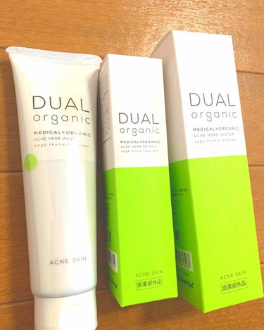 DUAL ORGANIC アクネハーブウォッシュのクチコミ「
#アエナ　でセールしていたので試しに購入

オーガニックというだけあって、香りはハーブ系でし.....」（1枚目）