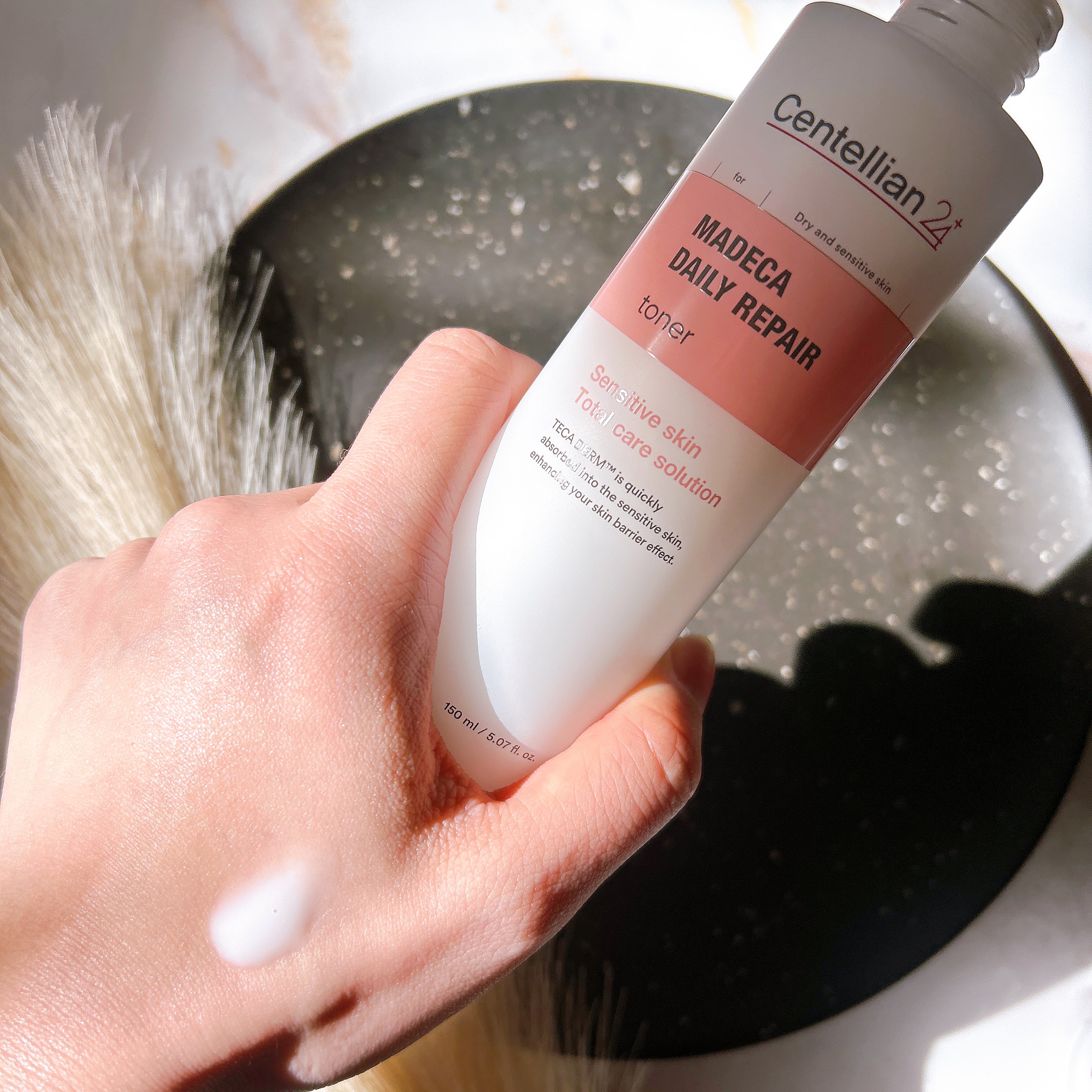 マデカデイリーリペアエッセンスローション/センテリアン24/化粧水を使ったクチコミ（3枚目）