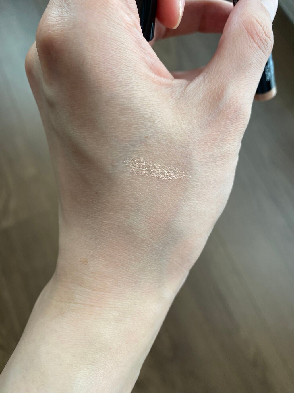 ロングウェア クリーム シャドウ スティック/BOBBI BROWN/スティックアイシャドウを使ったクチコミ(2枚目)