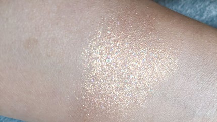 LIKE A SHADOW/BLESSED MOON/ジェル・クリームアイシャドウを使ったクチコミ(4枚目)