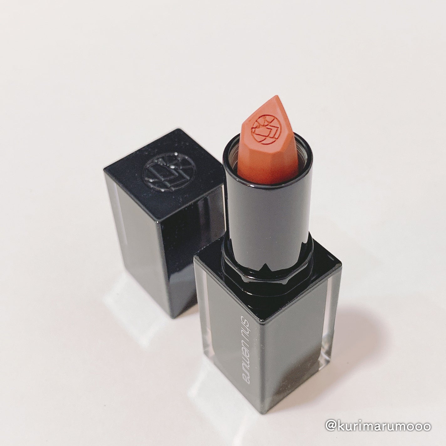 キヌ ルージュ マット/shu uemura/口紅を使ったクチコミ(2枚目)