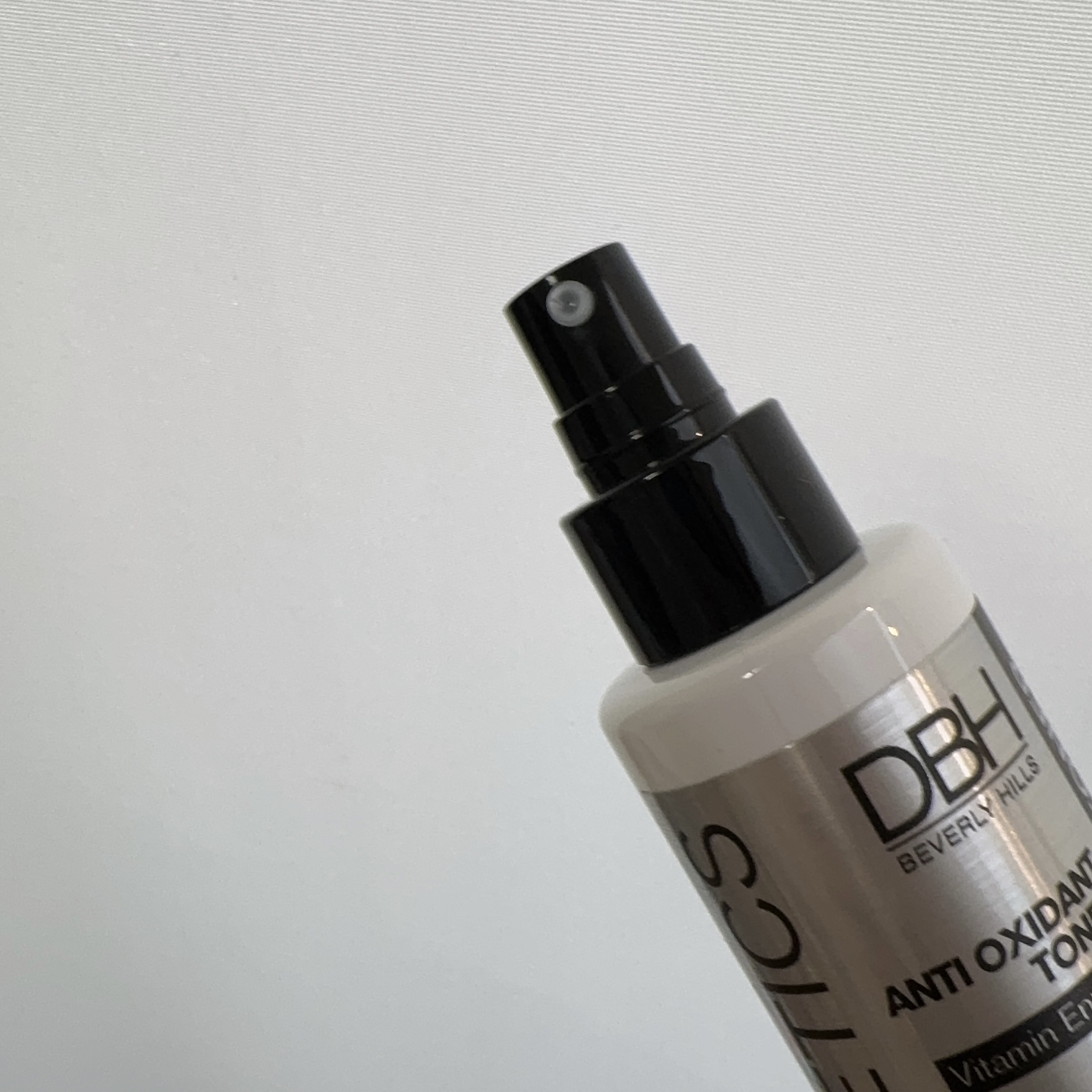 アンチ オキシデント トナー/DBH JAPAN/ミスト状化粧水を使ったクチコミ（2枚目）
