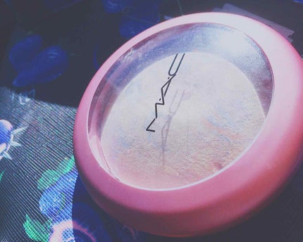 エクストラ ディメンション スキンフィニッシュ/M・A・C/プレストパウダーを使ったクチコミ(1枚目)