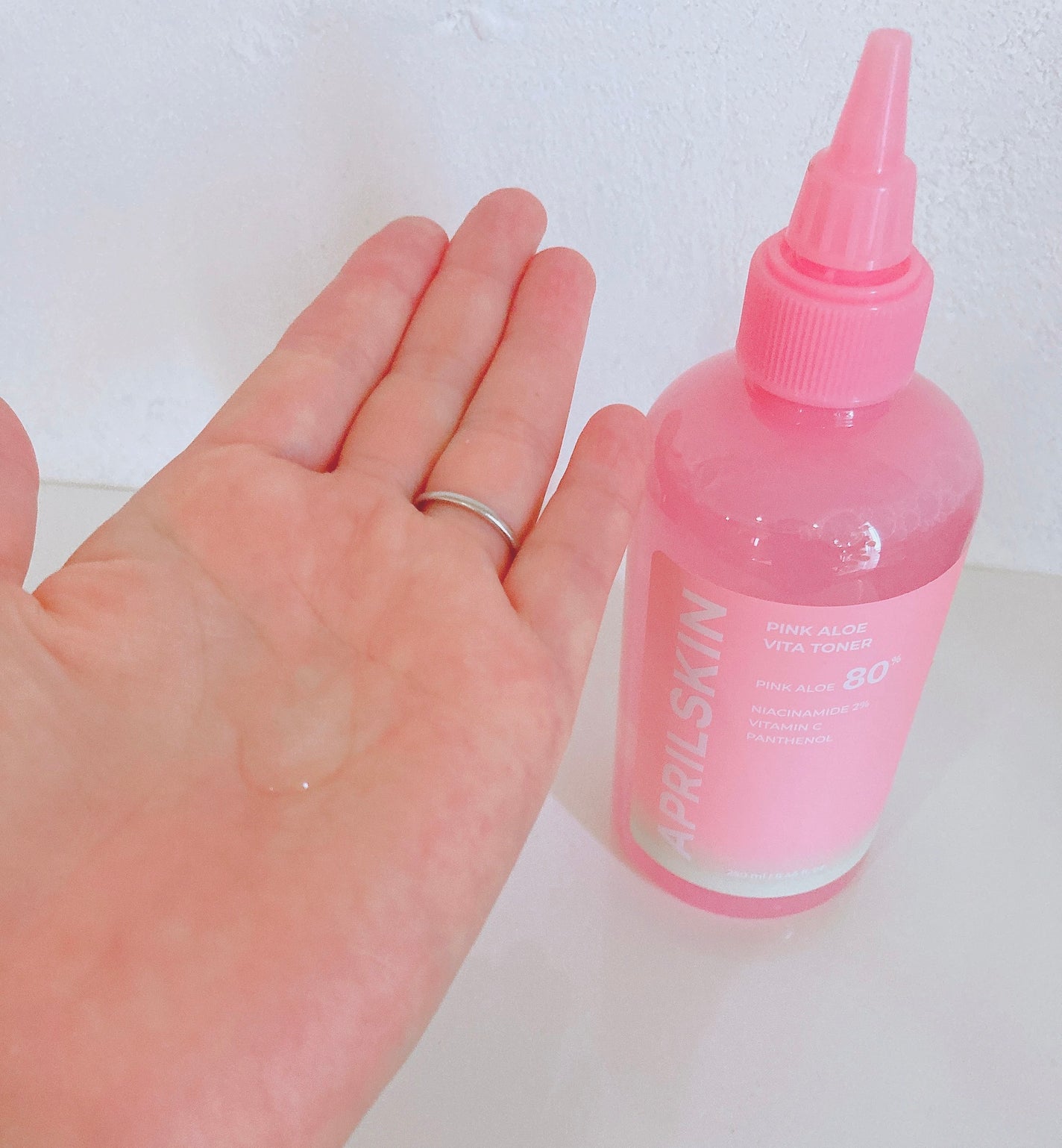 ピンクアロエビタトナー/APRILSKIN/化粧水を使ったクチコミ(2枚目)