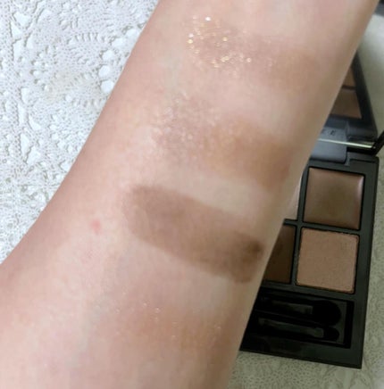 ゆき on LIPS 「初めてTHREEのアイシャドウとリップ購入しました☺️ブラウン..」(4枚目)