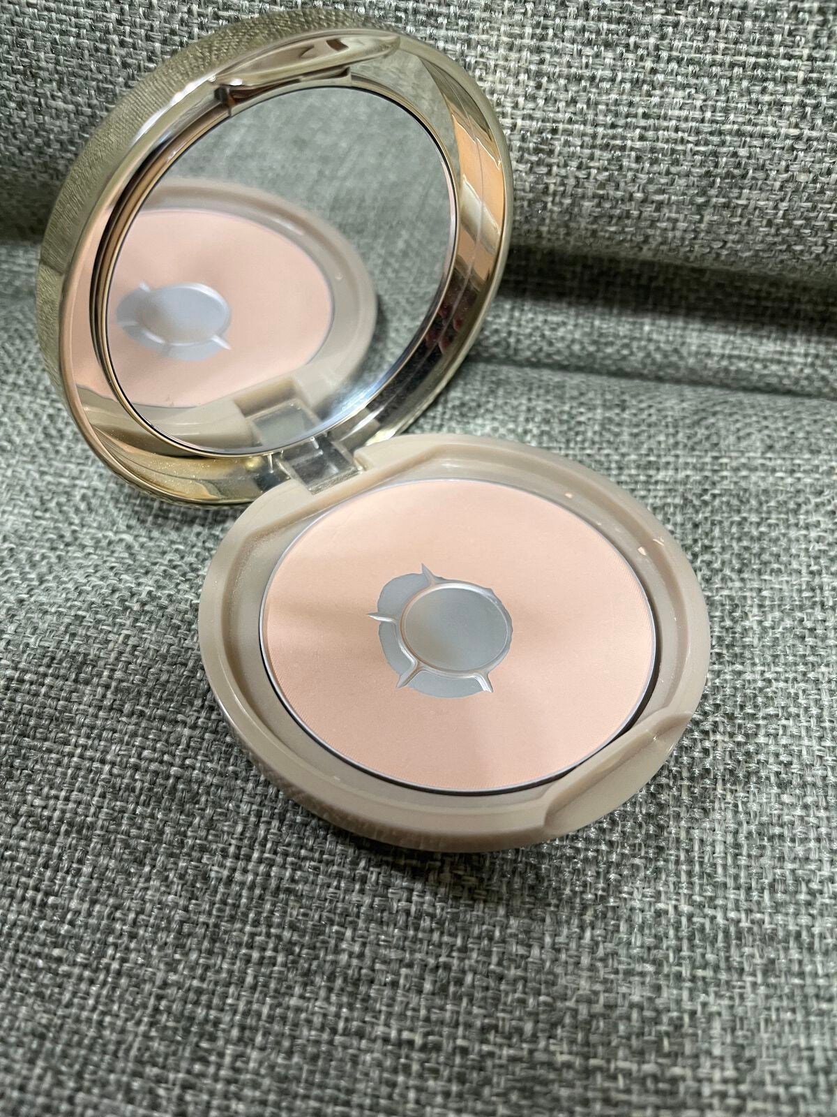 マシュマロフィニッシュパウダー/キャンメイク/プレストパウダーを使ったクチコミ(2枚目)