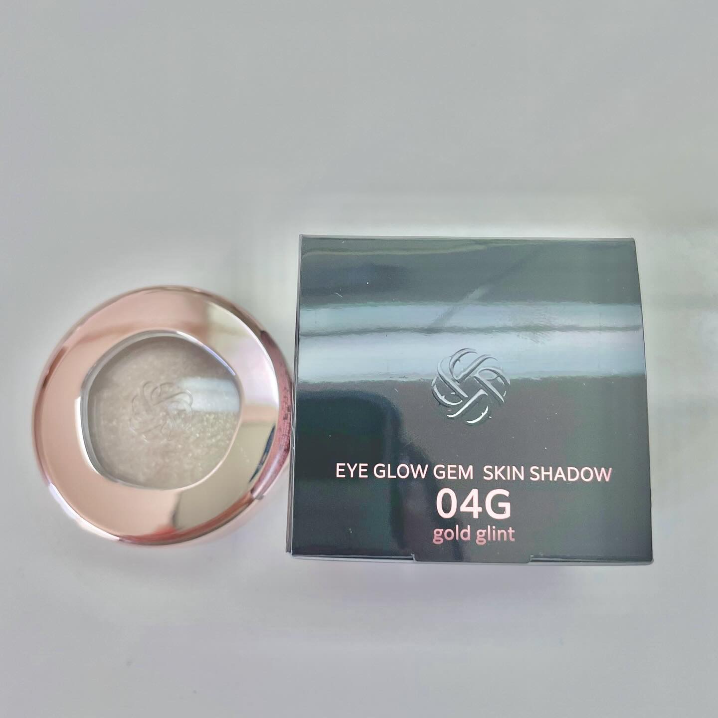 アイグロウジェム スキンシャドウ 04G gold glint/DECORTÉ/ジェル・クリームアイシャドウを使ったクチコミ（2枚目）