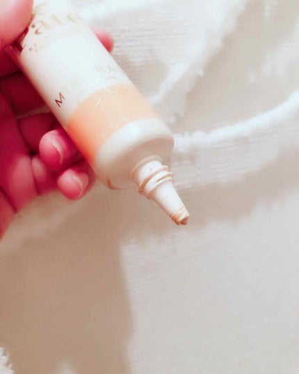 ミネラルCCクリーム EM(エンリッチモイスト)/毛穴パテ職人/CCクリームを使ったクチコミ(2枚目)