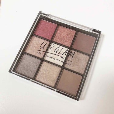 UR GLAM　BLOOMING EYE COLOR PALETTE/U R GLAM/パウダーアイシャドウを使ったクチコミ（1枚目）