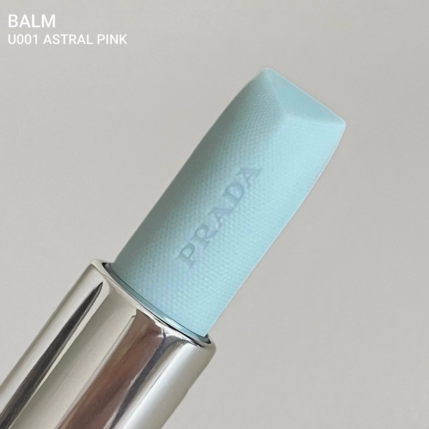 モノクローム ウェイトレス リップカラー(マット レザー)/PRADA BEAUTY/口紅を使ったクチコミ(6枚目)