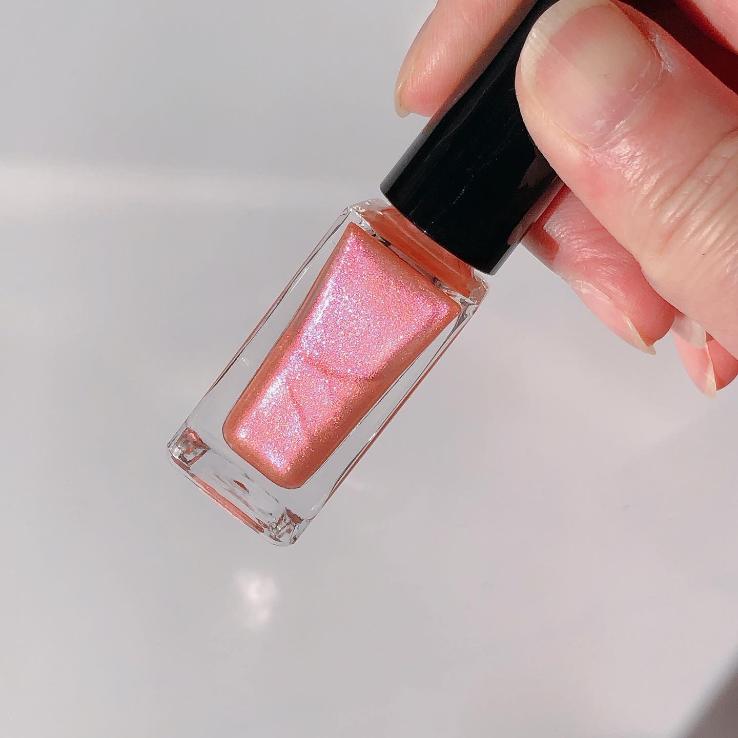 エレガンス ラズル エナメルラッカー/エレガンス ラズル /マニキュアを使ったクチコミ（2枚目）