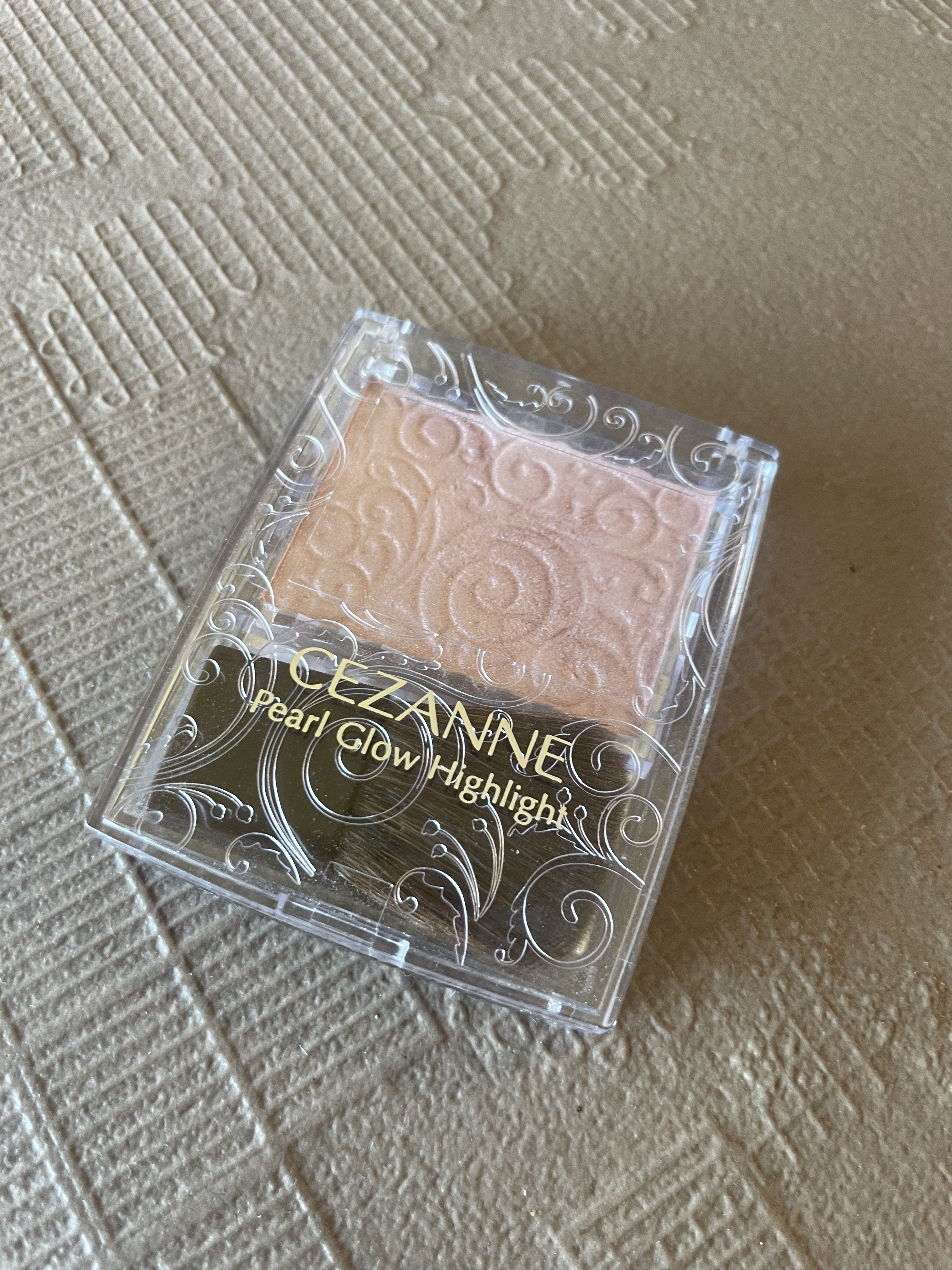 パールグロウハイライト/CEZANNE/パウダーハイライトを使ったクチコミ（2枚目）