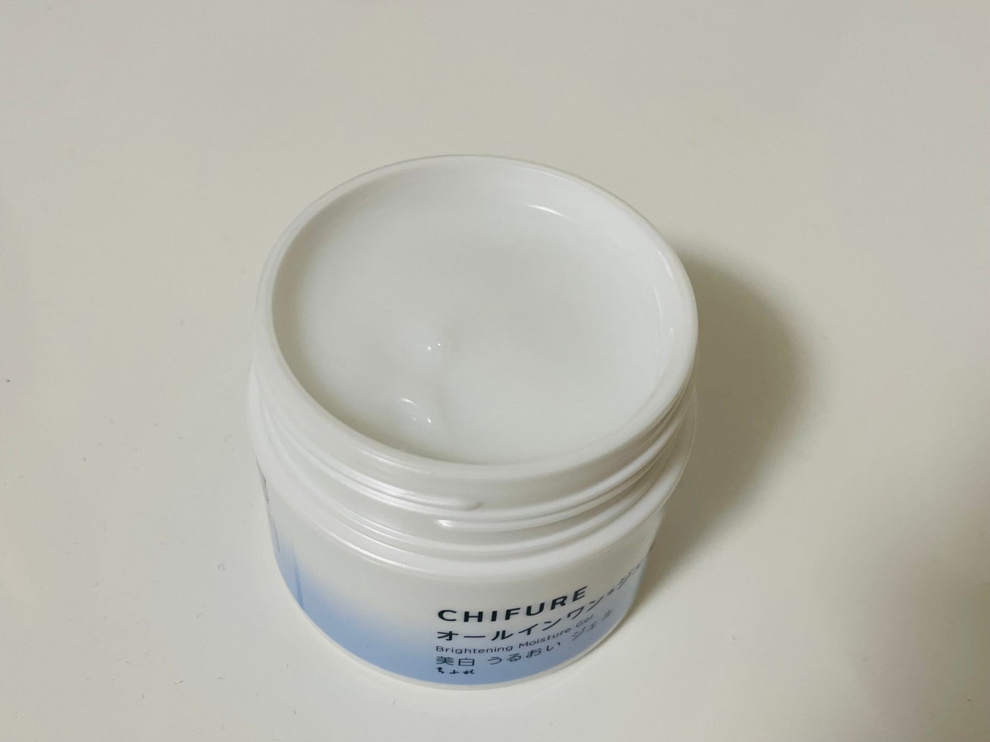 美白 うるおい ジェル/ちふれ/オールインワン化粧品を使ったクチコミ(3枚目)