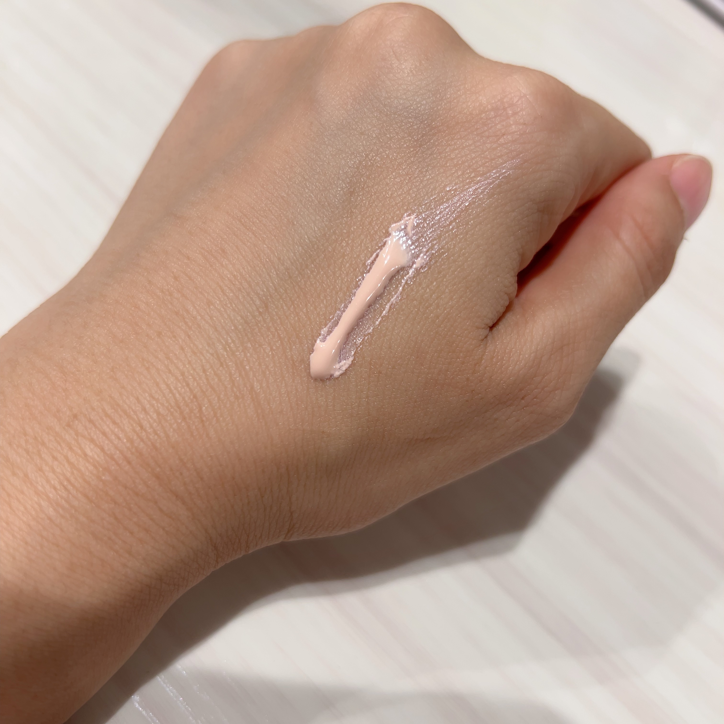 ミネラルインナートリートメントベース/エトヴォス/化粧下地を使ったクチコミ（3枚目）