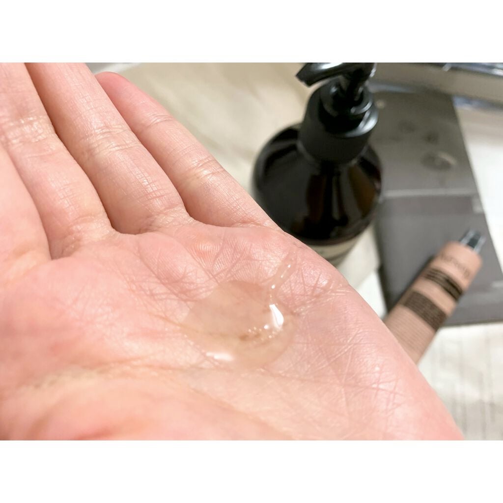アンドラム アロマティック ハンドバーム/Aesop/ハンドクリームを使ったクチコミ(2枚目)