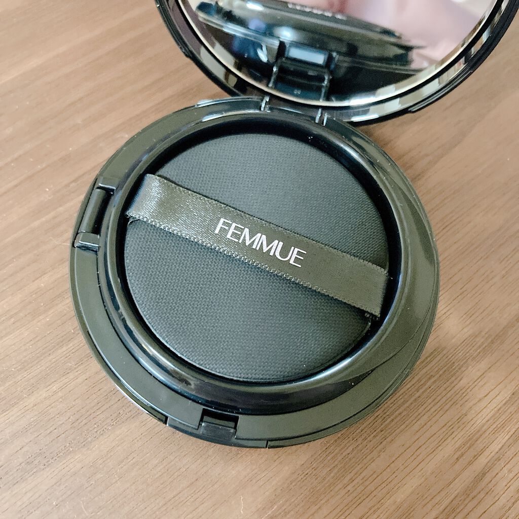 エバーグロウクッション SPF23 PA++/FEMMUE/クッションファンデーションを使ったクチコミ(2枚目)