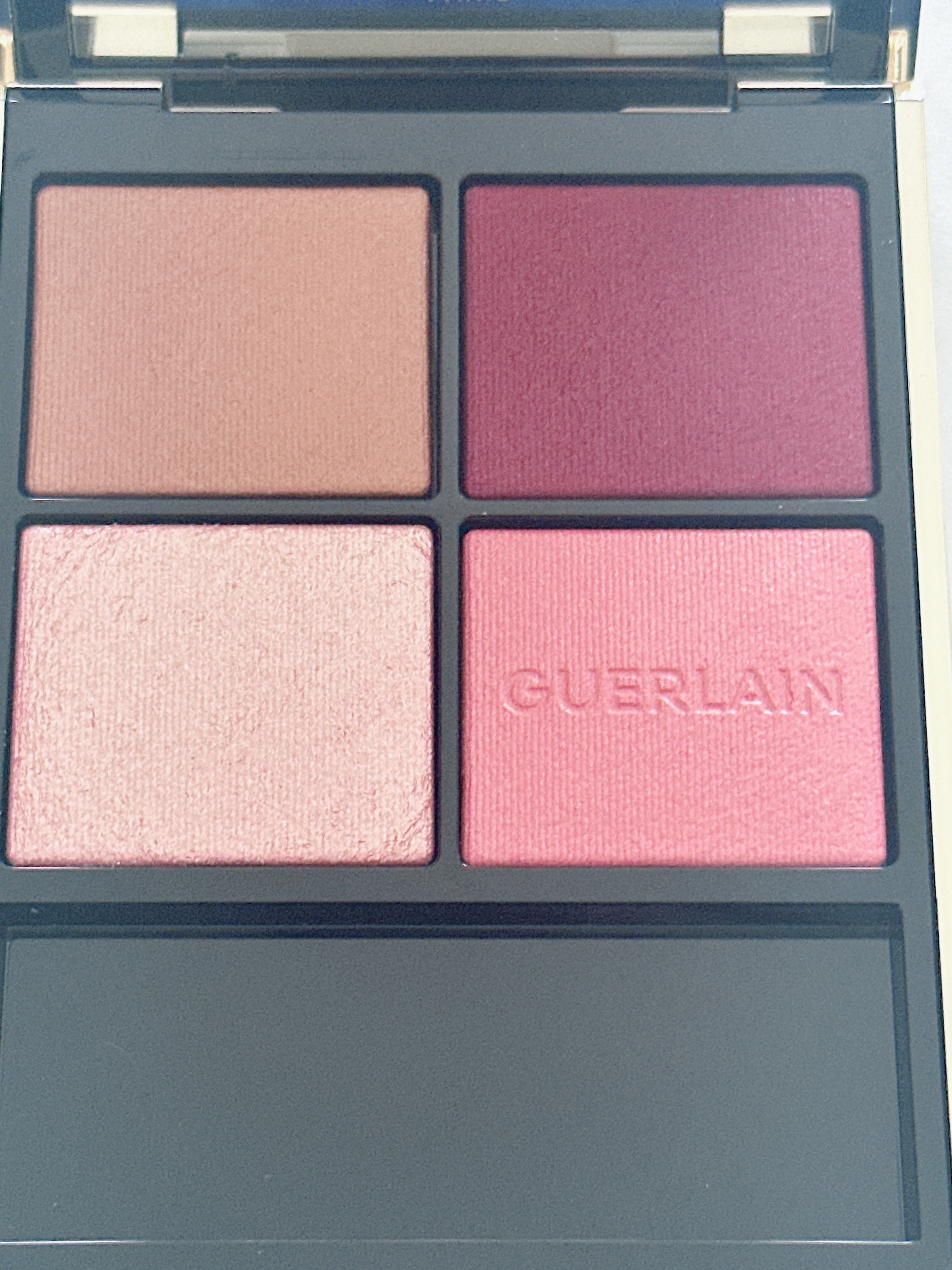 オンブル ジェ 530 マジェスティック ローズ/GUERLAIN/アイシャドウパレットを使ったクチコミ（3枚目）