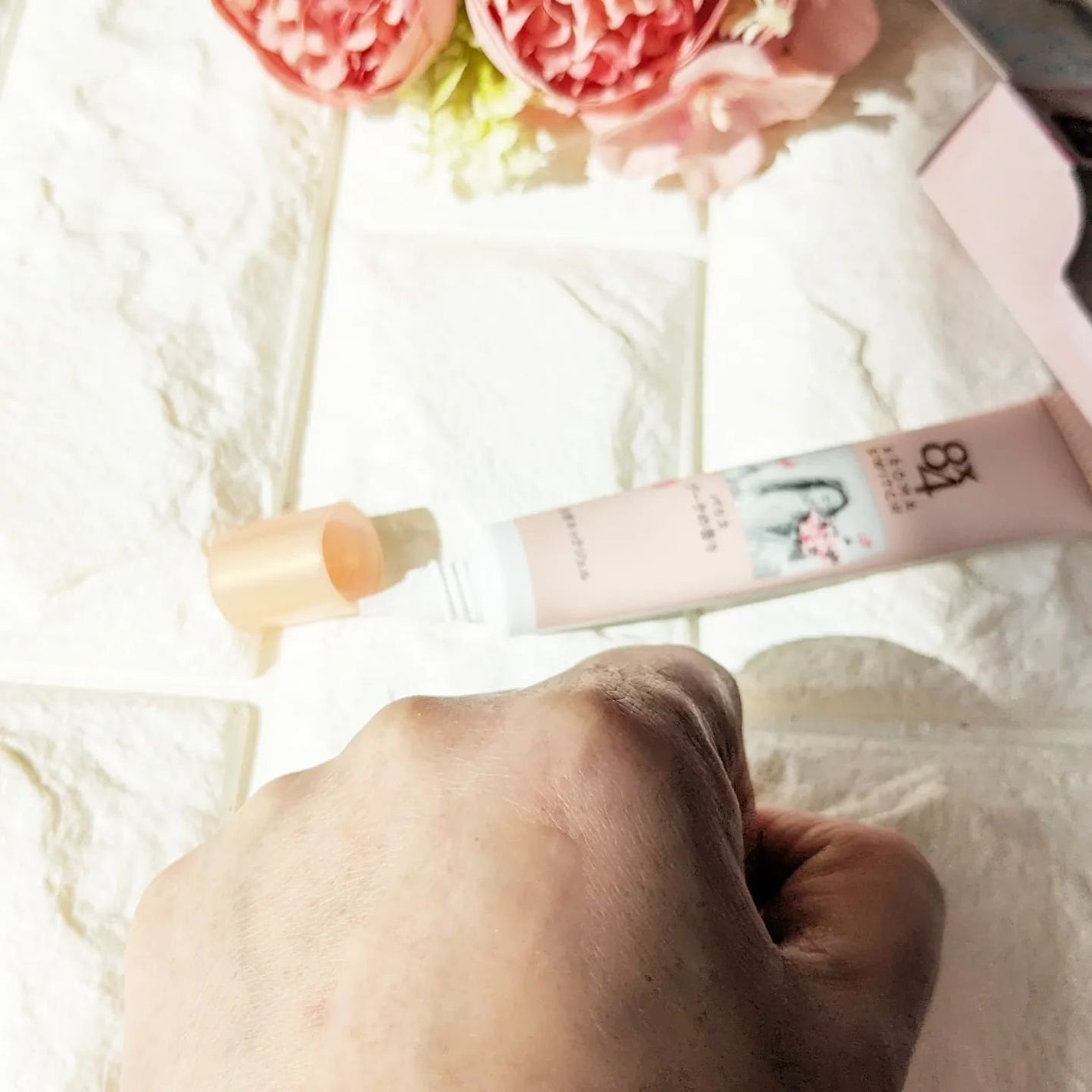 8x4 アロマスイッチ 涼感ネックジェル パリスブーケの香り/8x4/デオドラント・制汗剤を使ったクチコミ(5枚目)