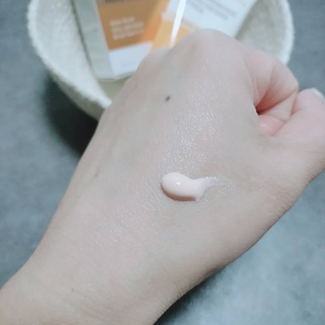 サンスクリーン+モイスト(色付き)<日焼け止め>/DR.WU/日焼け止めローションを使ったクチコミ(4枚目)