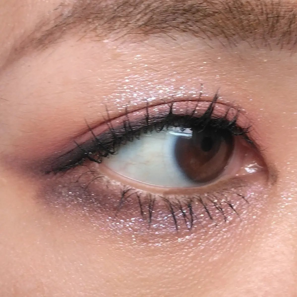 Huda Beauty MERCURY RETROGRADEのクチコミ「#今日のメイク 

HUDA BEAUTY 
MERCURY RETROGRADE

HUDA.....」（3枚目）