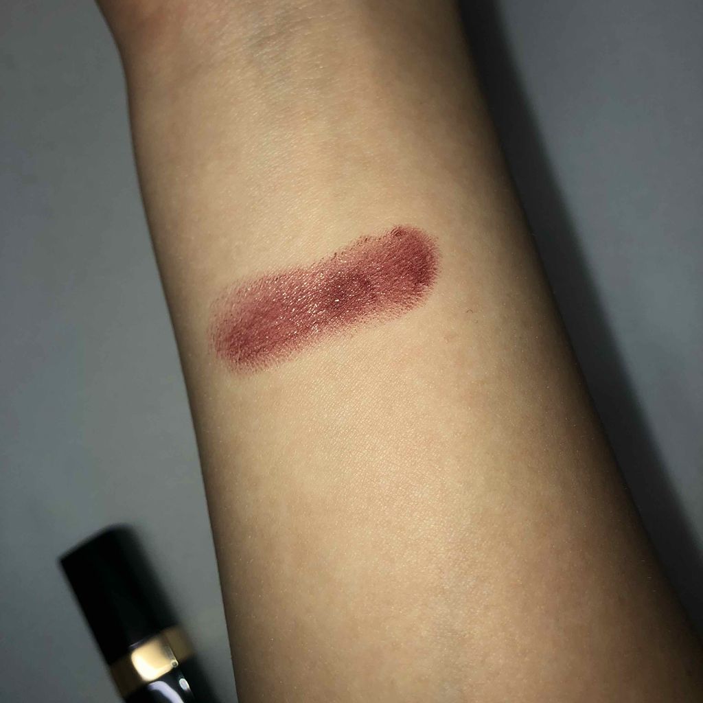 ルージュ ココ フラッシュ 102 ヌワール モデルヌ/CHANEL/口紅を使ったクチコミ（2枚目）