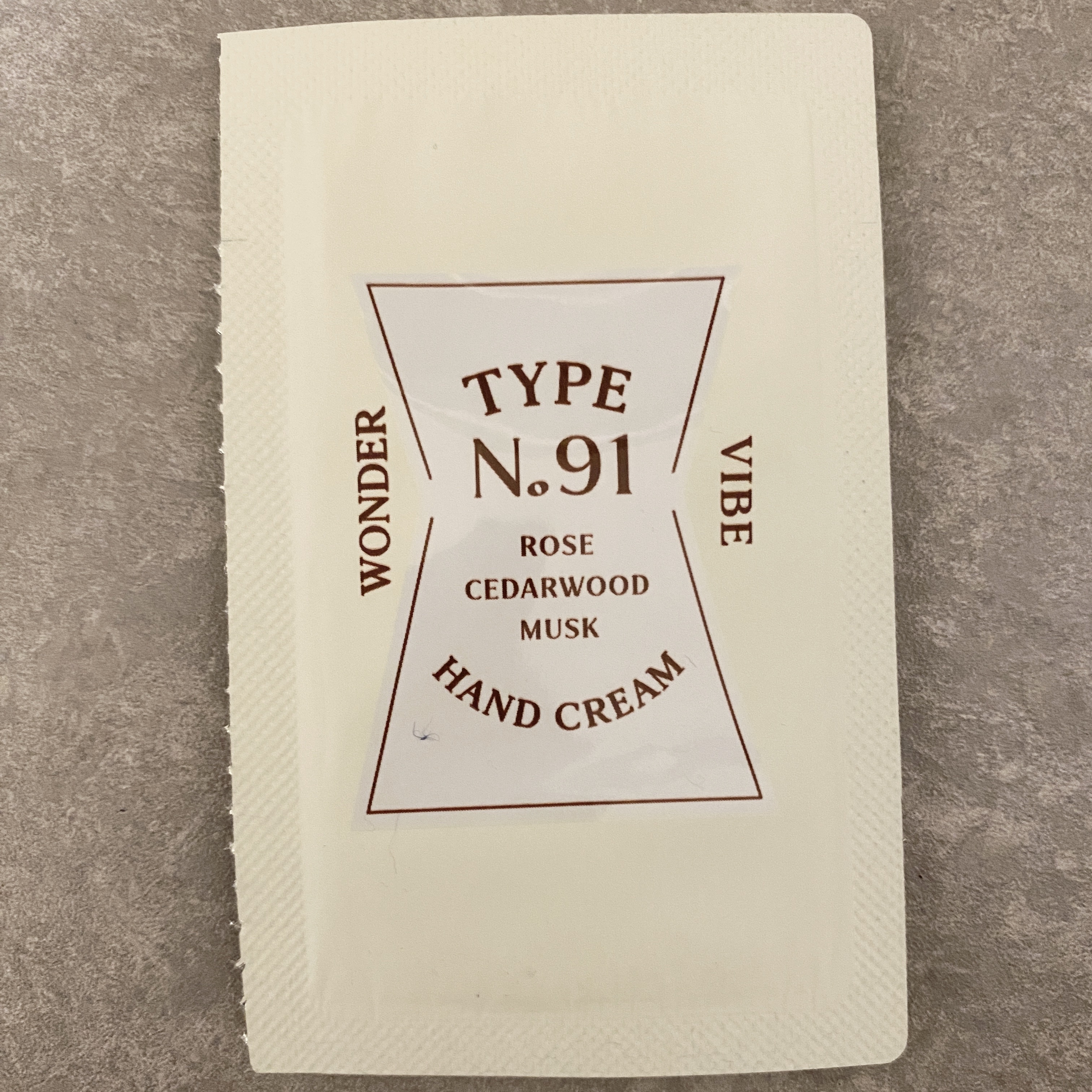 パフュームハンドクリーム  No.91 WONDER VIBE/Type No. /ハンドクリームを使ったクチコミ（1枚目）