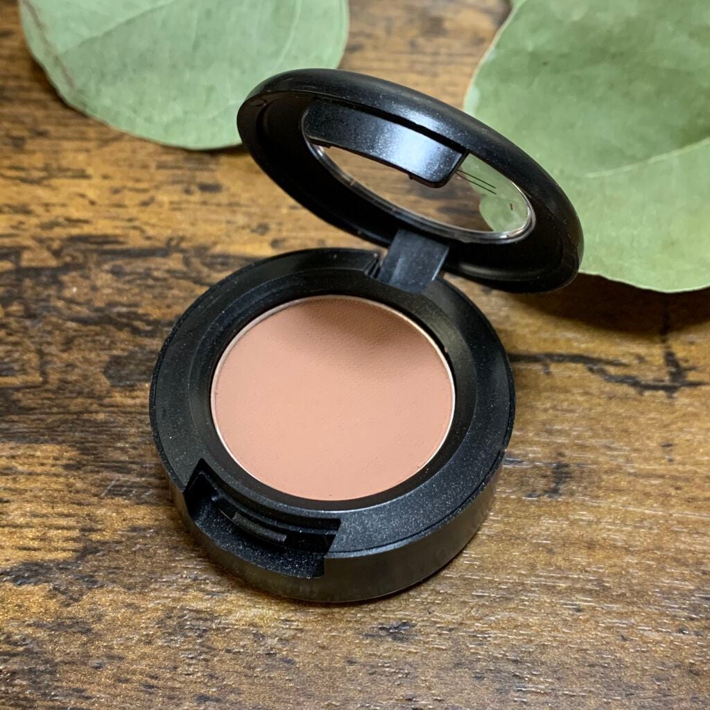 スモール アイシャドウ/M・A・C/単色アイシャドウを使ったクチコミ(2枚目)