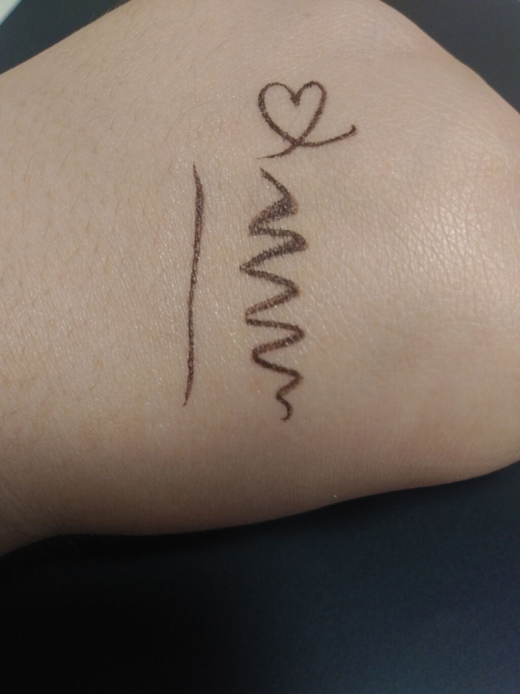 スーパーシャープライナーEX2.0/KATE/リキッドアイライナーを使ったクチコミ（3枚目）