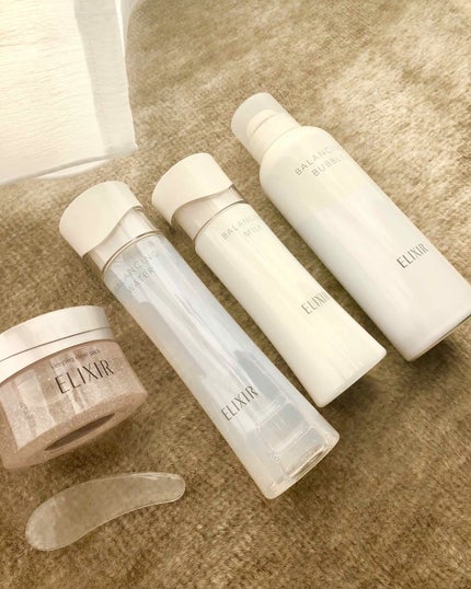 毛穴に効くスキンケア方法を毛穴の悩み別に紹介!おすすめアイテムでなめらか肌を目指そう