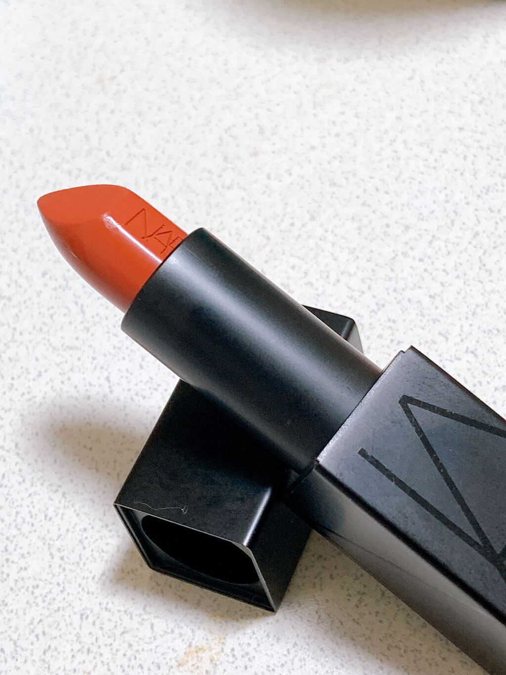 オーデイシャスリップスティック/NARS/口紅を使ったクチコミ（3枚目）