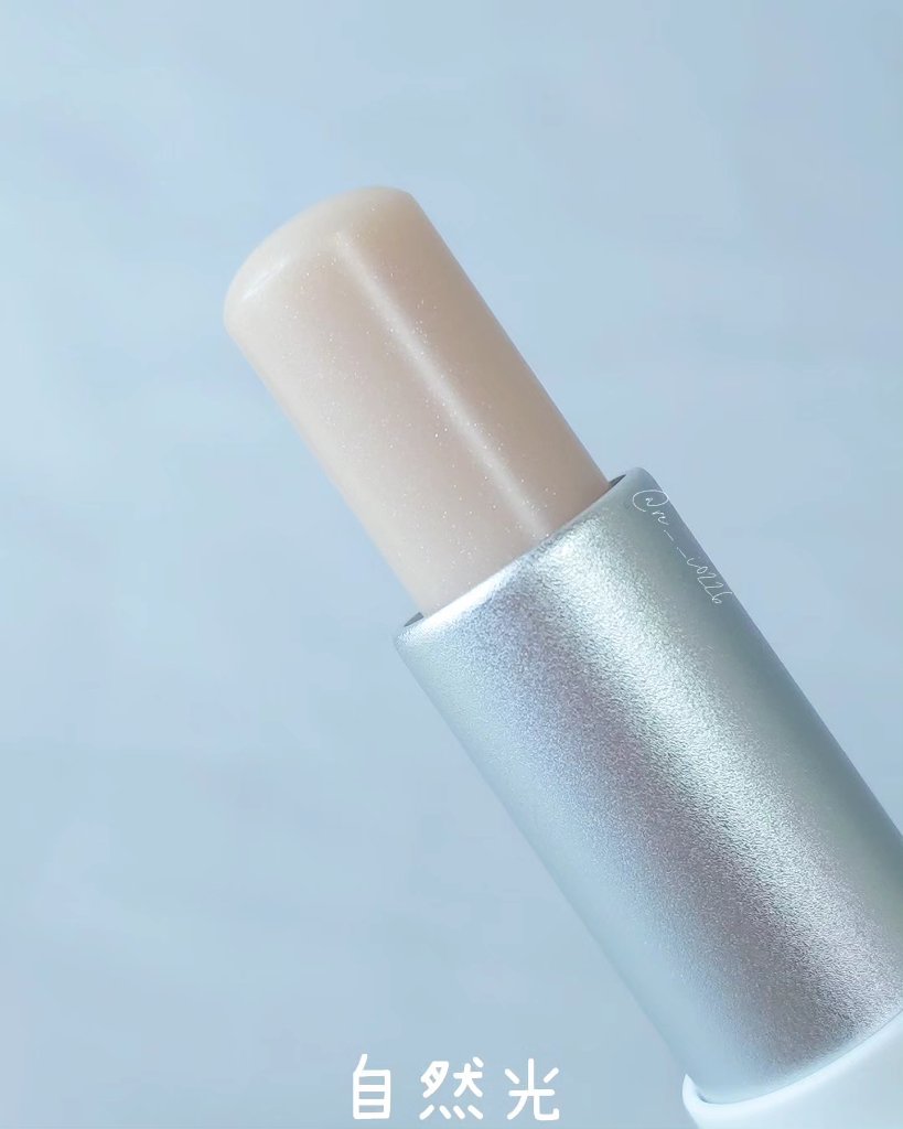 セラムフィット ボリューミング グロースティック/ByUR/ジェル・クリームチークを使ったクチコミ（2枚目）