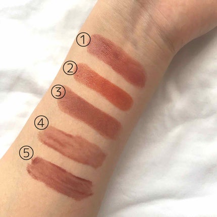 ラスティンググロスリップ/CEZANNE/口紅を使ったクチコミ(3枚目)