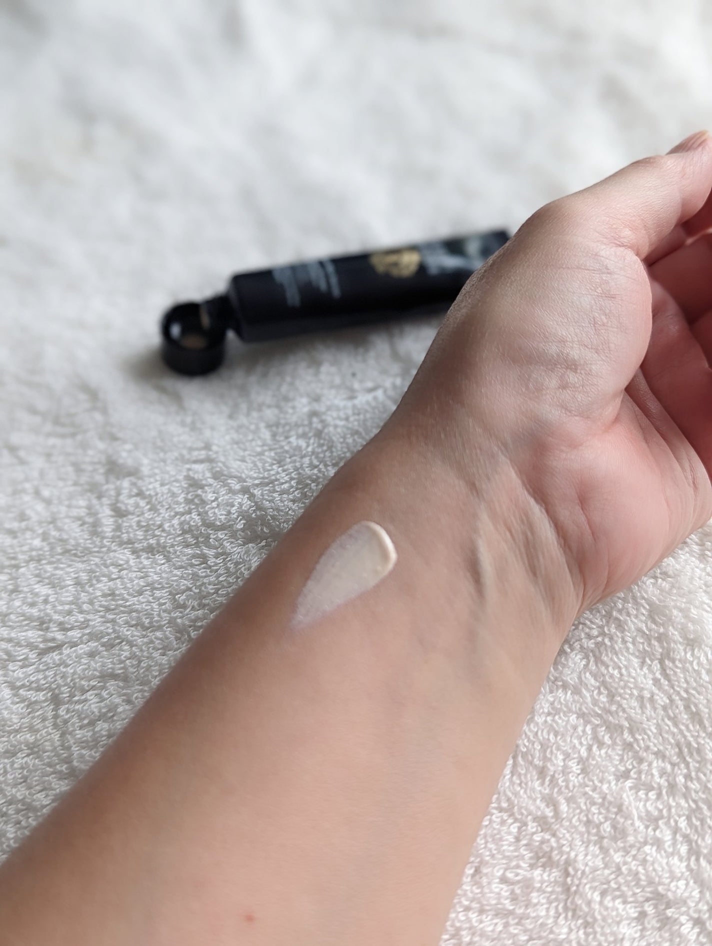 インテンシブ セラム ラディアンス プライマー/BOBBI BROWN/化粧下地を使ったクチコミ(3枚目)