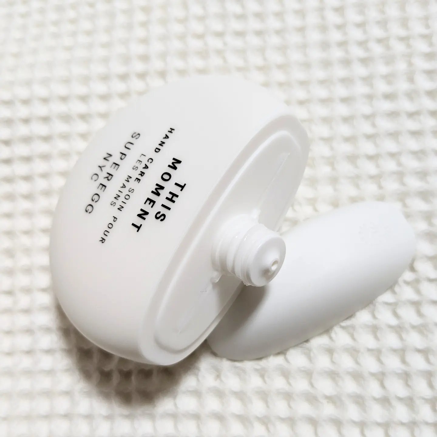 ディス モーメント ハンドケア/SUPEREGG /ハンドクリームを使ったクチコミ（2枚目）