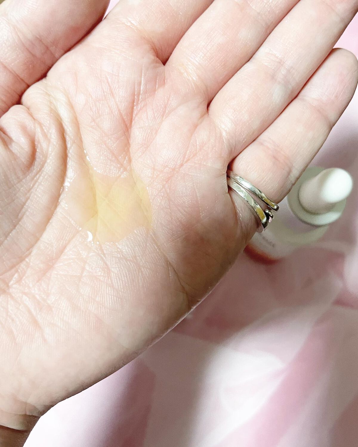 comaki on LIPS 「ヴェレダのざくろフェイシャルオイルをお試ししました。とろりとし..」(2枚目)