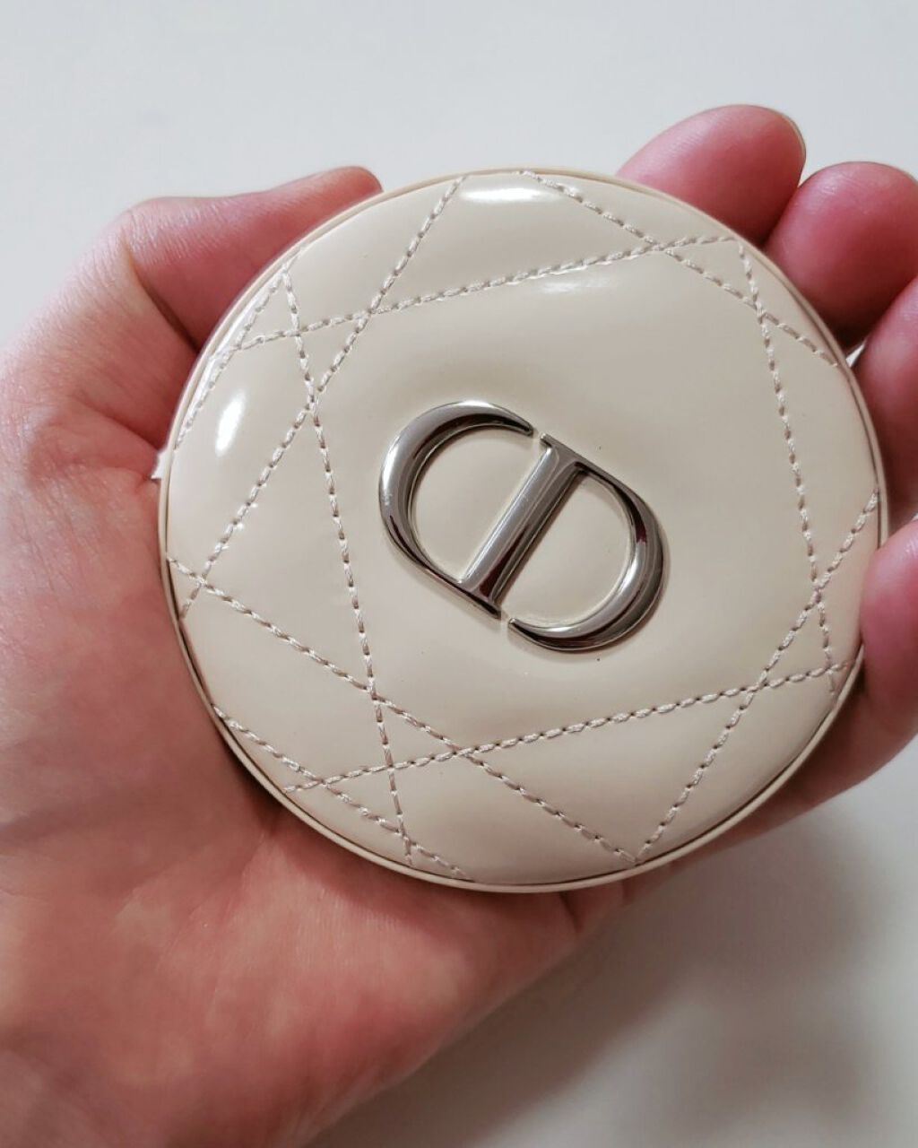 ディオールスキン フォーエヴァー クチュール ルミナイザー/Dior/プレストパウダーを使ったクチコミ(1枚目)