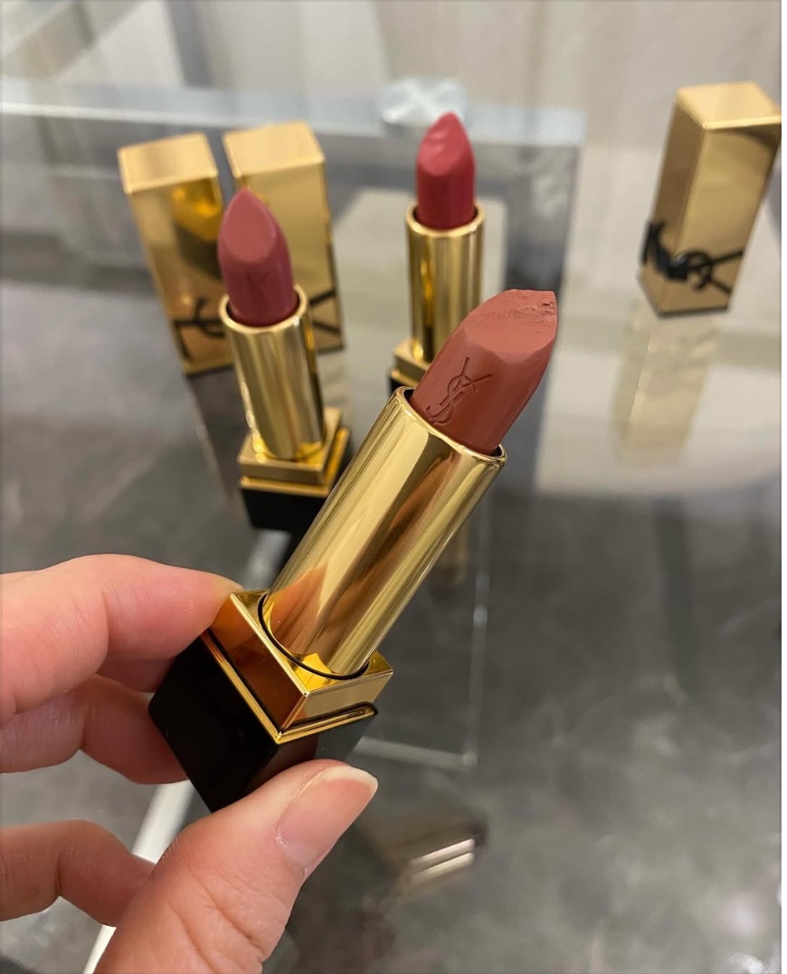 ルージュ ピュールクチュール/YVES SAINT LAURENT BEAUTE/口紅を使ったクチコミ（3枚目）
