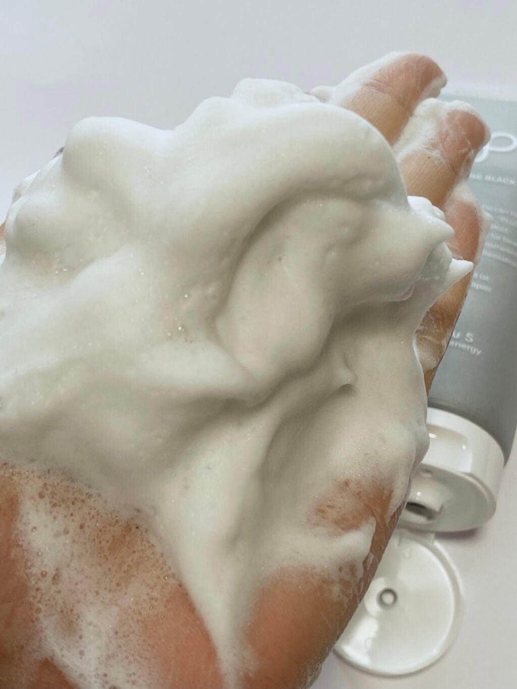 クリアファイン ブラック ソープ チューブタイプ/PLuS/洗顔フォームを使ったクチコミ(4枚目)