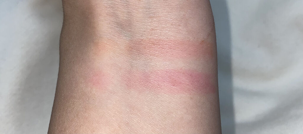 ウォーターリップ ステイン 03 レッドウォーター/CLARINS/リップグロスを使ったクチコミ（3枚目）